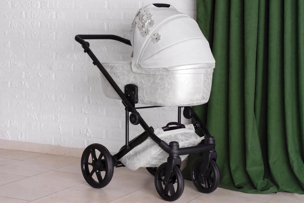 Kočík Vespa Blossom 2v1 strieborný