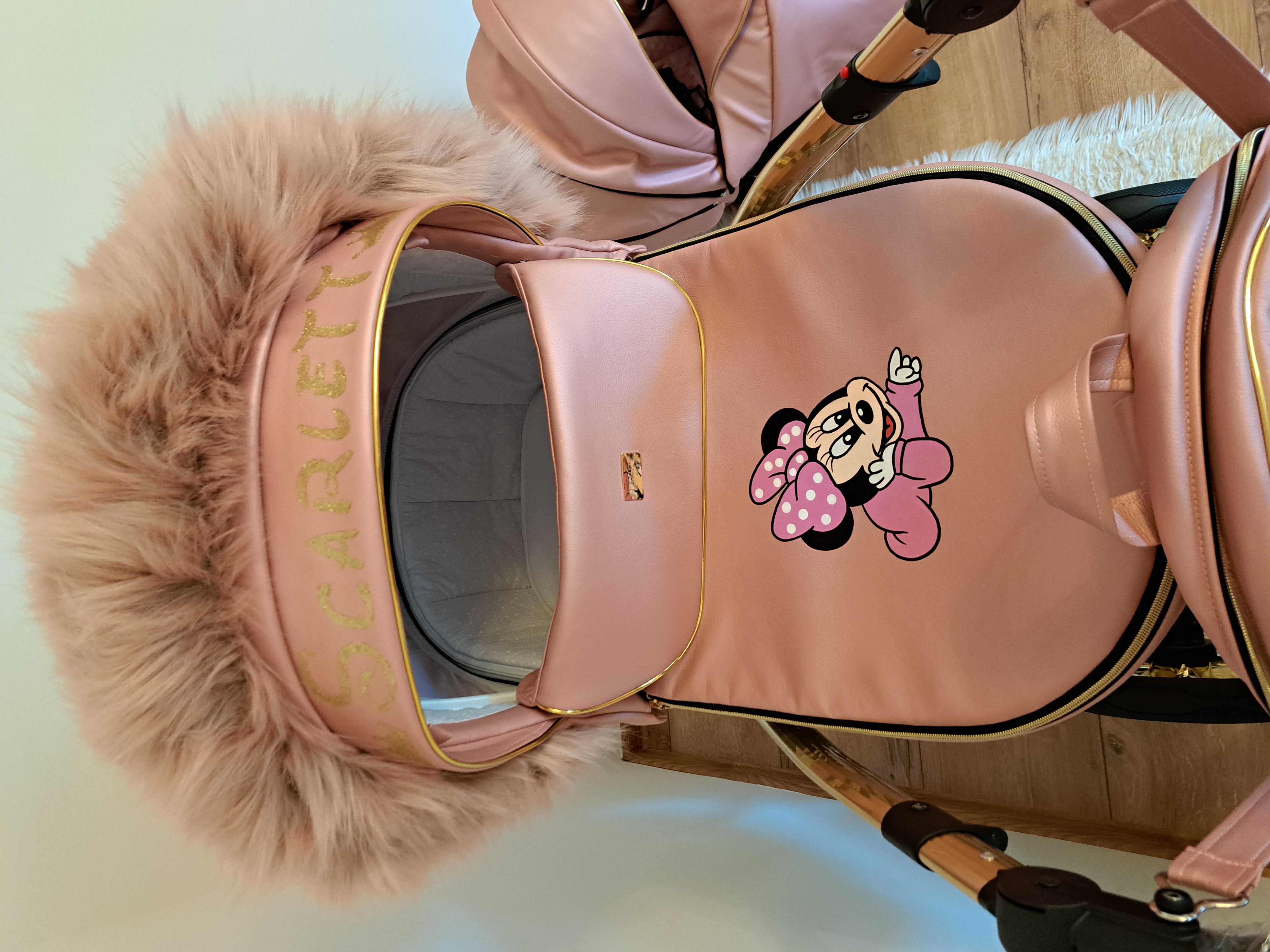 Maľovanie mena babätka