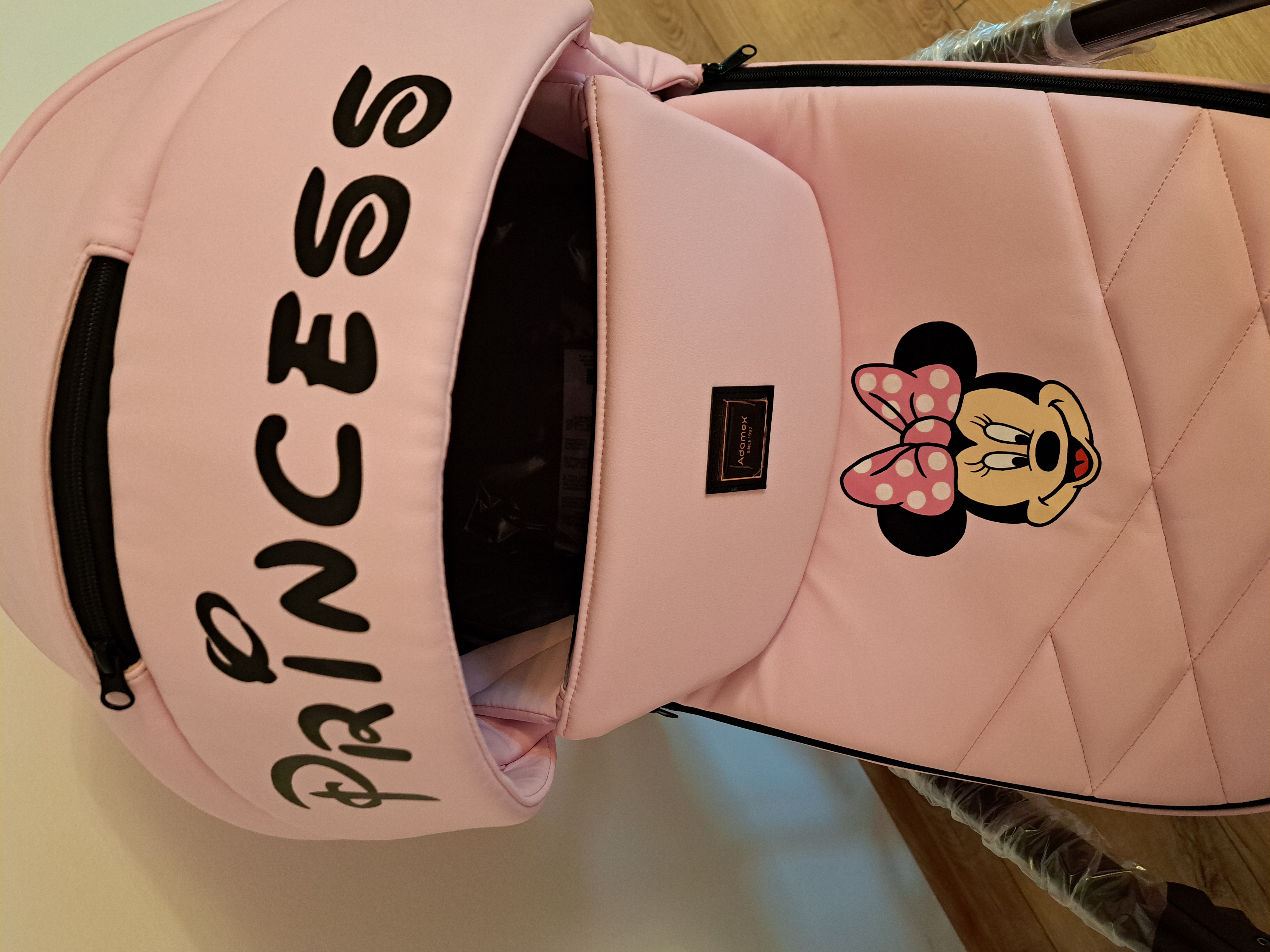 Ručne maľovaný kočík 3v1 Minnie